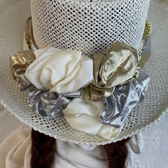 Vintage White Woven Straw Hat With Elegant Gold & Silver Floral Accents Church - Picture 3 of 7
